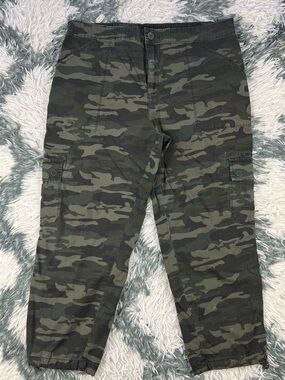 Sanctuary Social Standard Women’s Green Camouflage Cargo Pants Size XXL